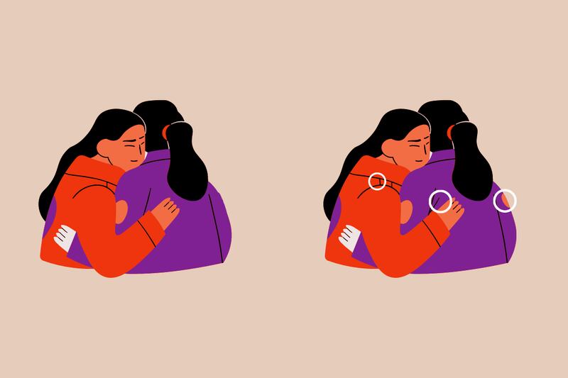 dos amigas abrazándose.
