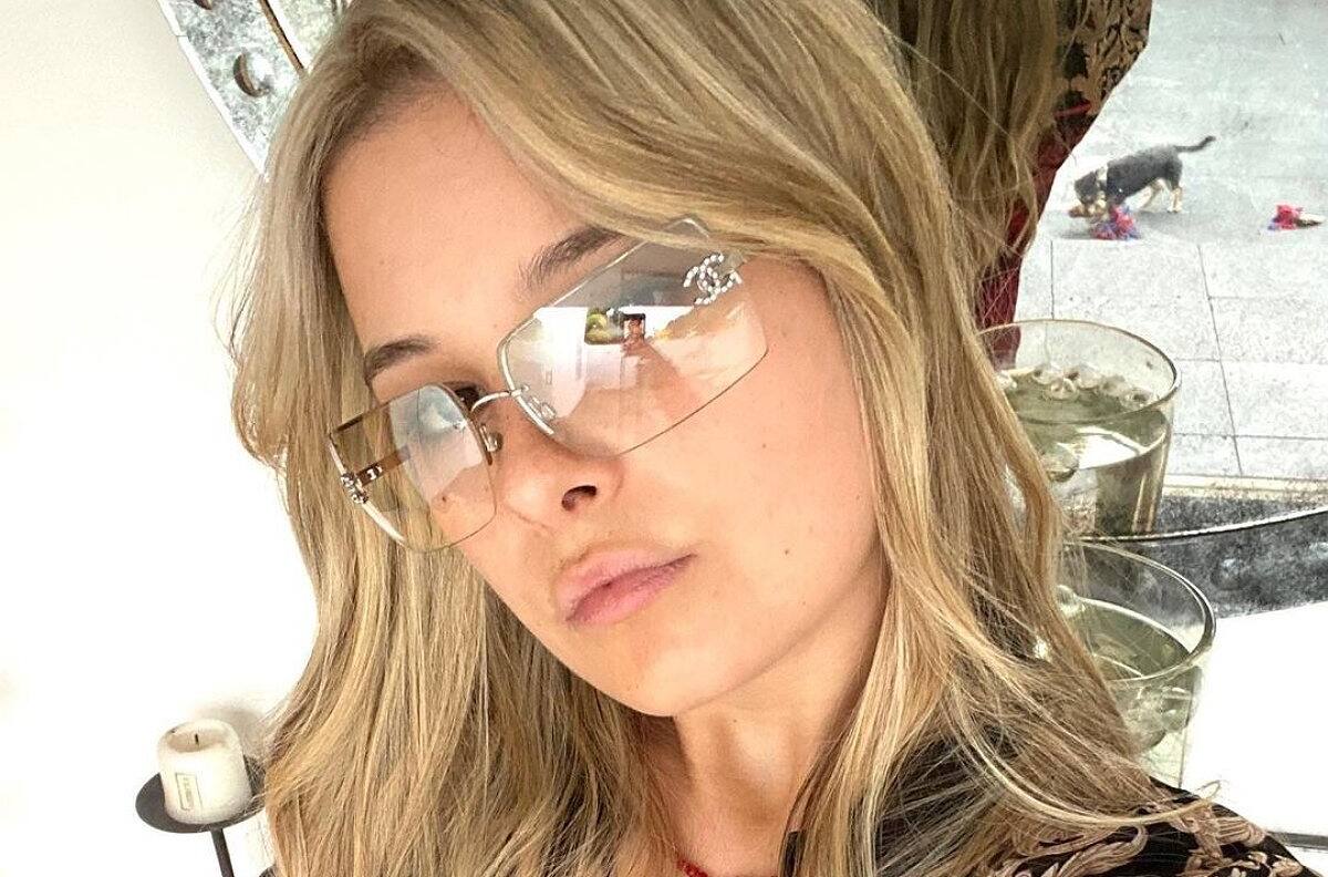 Hija de Alejandro Sanz cambia su melena estilo Pamela Anderson por un look más atrevido