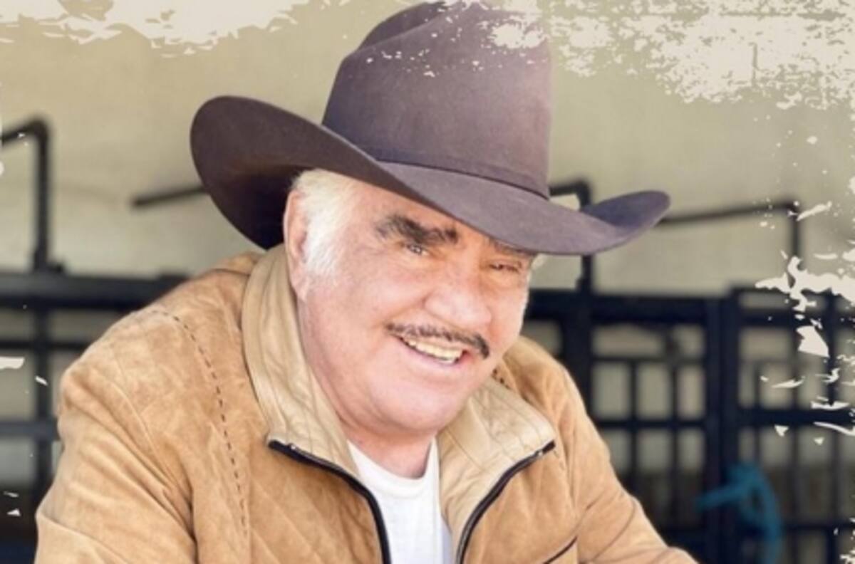 Vicente Fernández está hospitalizado y manda mensaje a sus fans