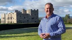 Príncipe Harry casi hace llorar al ex mayordomo de Diana por lo que escribió en sus memorias