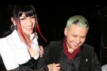 Cazzu dedicó canción a Christian Nodal, tras besar a Lali Espósito