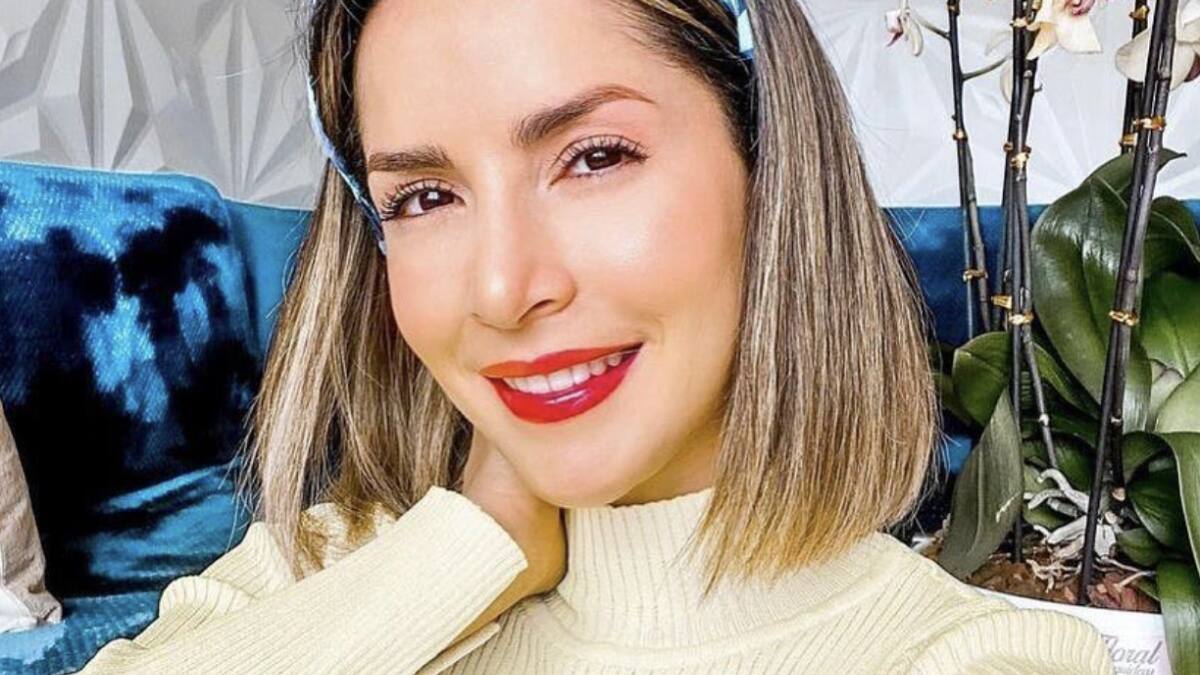 Carmen Villalobos canta a todo pulmón “Cuando el amor se daña” y alimenta rumores de su separación
