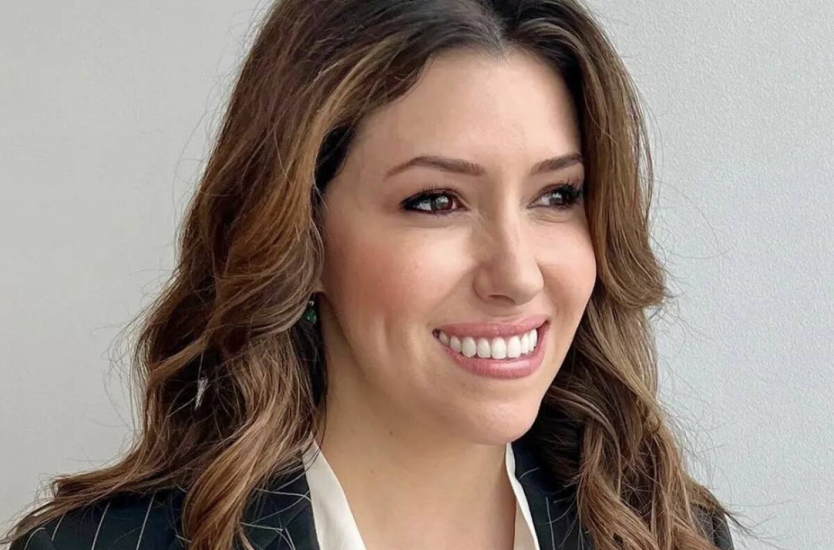 ¡Mujer maravilla! Camille Vásquez, abogada de Johnny Depp, le salva la vida a un pasajero
