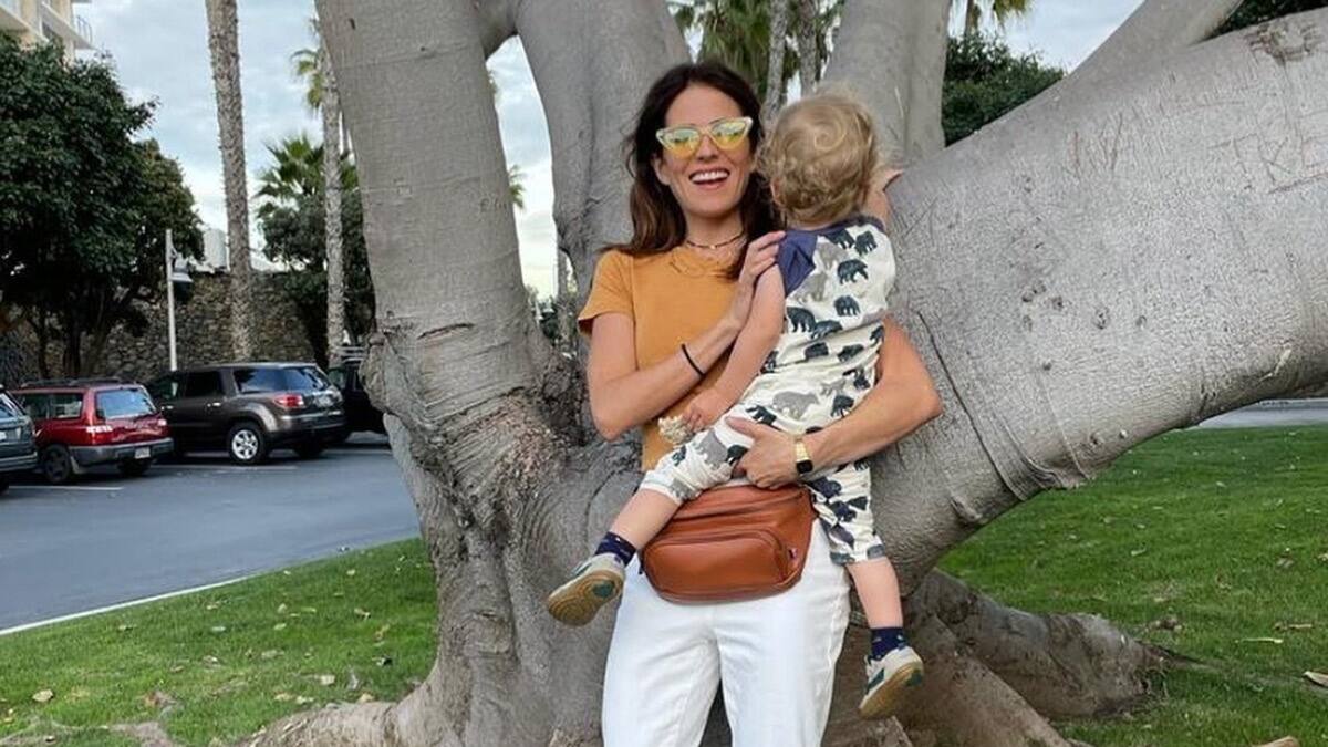 Tras triunfar en Hollywood, Karla Souza regresa a México a disfrutar de sus playas