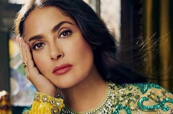 Salma Hayek responde a críticas por supuestamente "no conocer sus tradiciones"