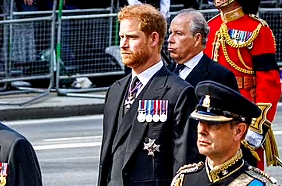 Príncipe Harry tendrá un cambio de atuendo en acto especial en honor a la reina Isabel