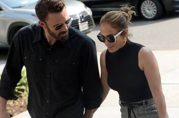 JLo así convive con su suegra de paseo en Los Ángeles