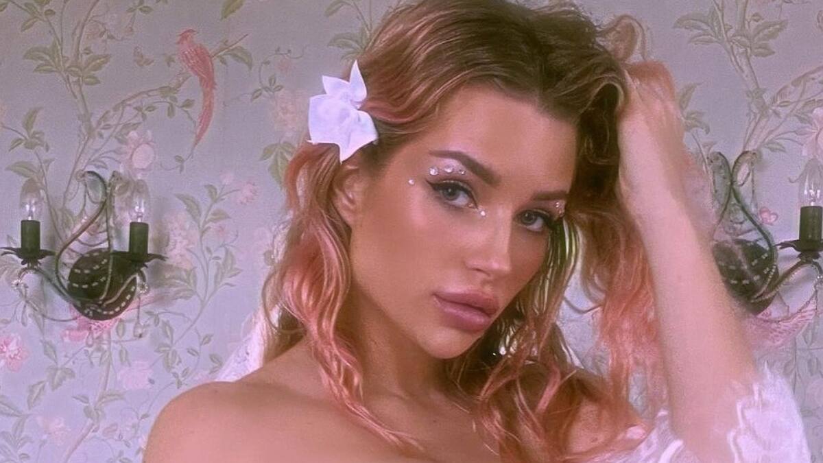 Lottie Moss deslumbra con sensuales fotos en Instagram
