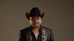 ¨No soy guapo, pero estoy de moda”: Julión Álvarez