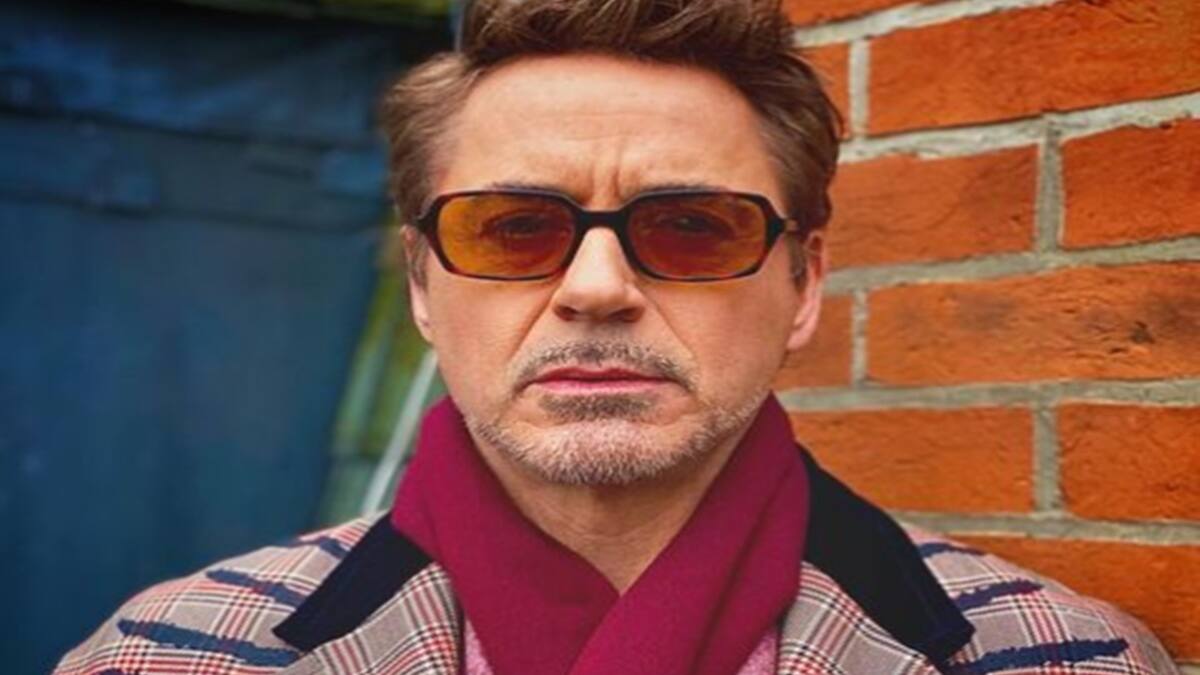 Robert Downey Jr. reaparece completamente rapado en concierto de Metallica