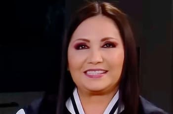 Ana Gabriel es captada regañando a su empleada, pensó que ya no estaba grabando