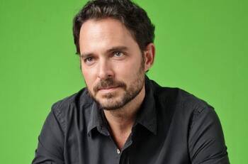 "¿Quién mató a Sara?" y “Now and Then”: Los grandes lanzamientos en los que participa Manolo Cardona