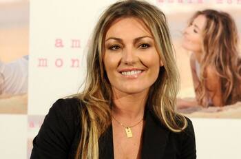 Amaia Montero reaparece saliendo de un centro de rehabilitación; estuvo un mes en la clínica