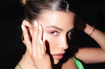 Michelle Salas revela el tratamiento que salvó su ceja luego de haberlas depilado en la adolescencia