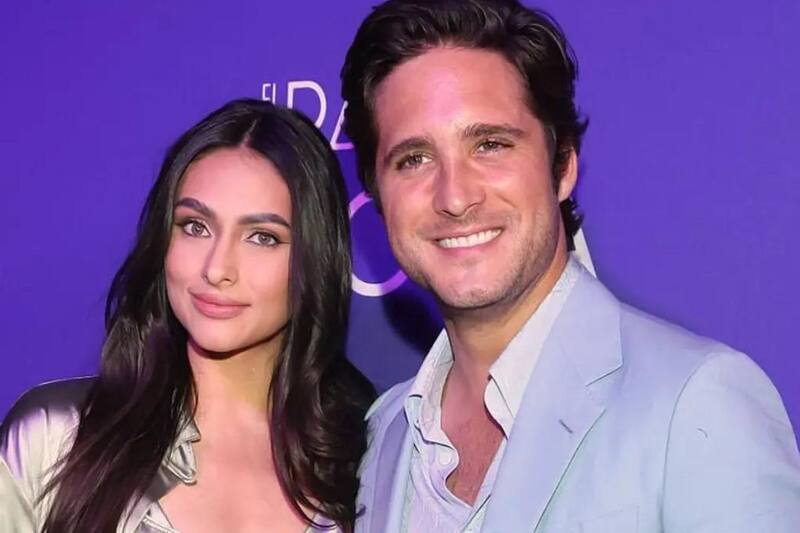 ¿Renata Notni está embarazada? Renata Notni y Diego Boneta
- Créditos: Instagram