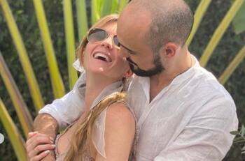 Sepa todos los detalles de la boda por la iglesia que tuvieron Abel Pintos y Mora Calabrese