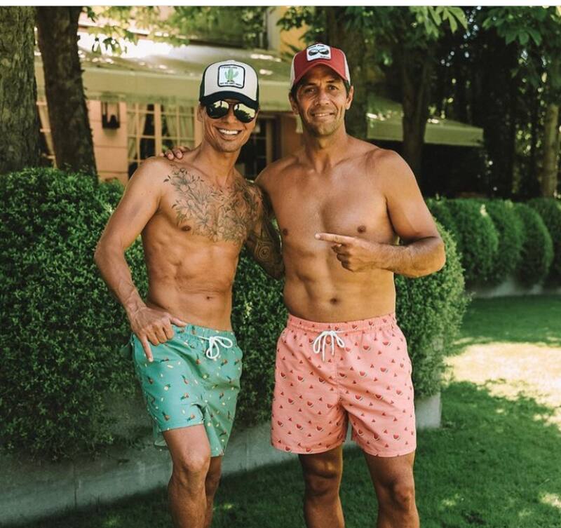 El cantante y el tenista disfrutan del verano