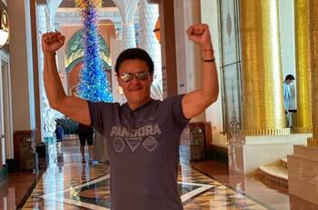 Pedro Fernández manda afectuosa felicitación al mariachi en su día, mientras prepara serie en su honor