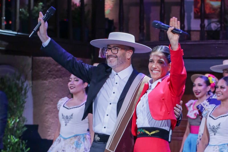 y su parrilla de viernes por la noche.