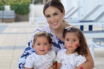 Jacky Bracamontes celebra el cumpleaños de sus gemelas con amoroso mensaje: "Siempre mis bebés"