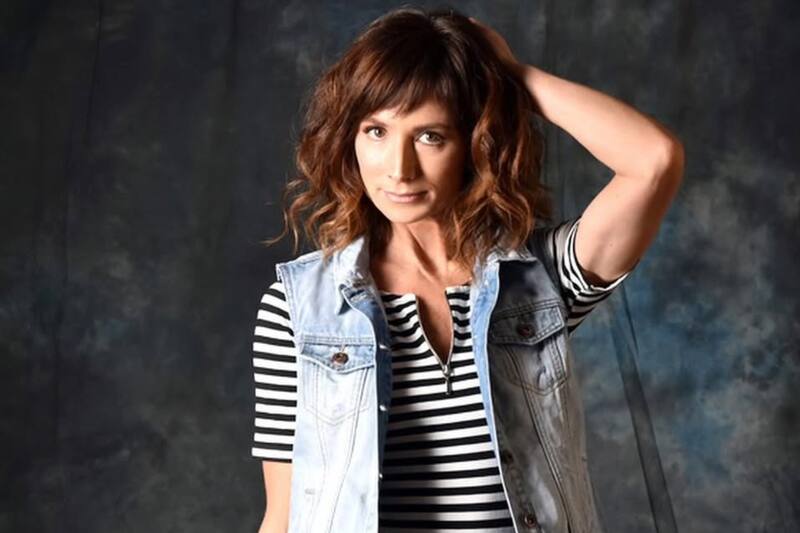 La actriz sufrió una fuerte caída en scooter.