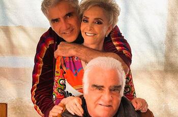 Alejandro y Alex Fernández le dan hermosa serenata a Doña Cuquita