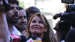 “¡No me empuje!”: El fuerte reto en vivo de Cathy Barriga a Joaquín Lavín Jr. en su llegada a tribunales