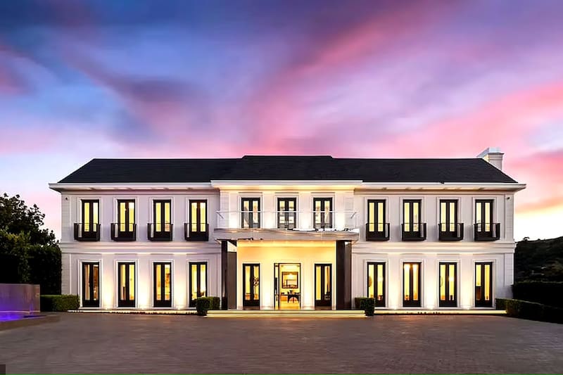 La pareja compró la propiedad conocida como "Wallingford" en Beverly Hills.