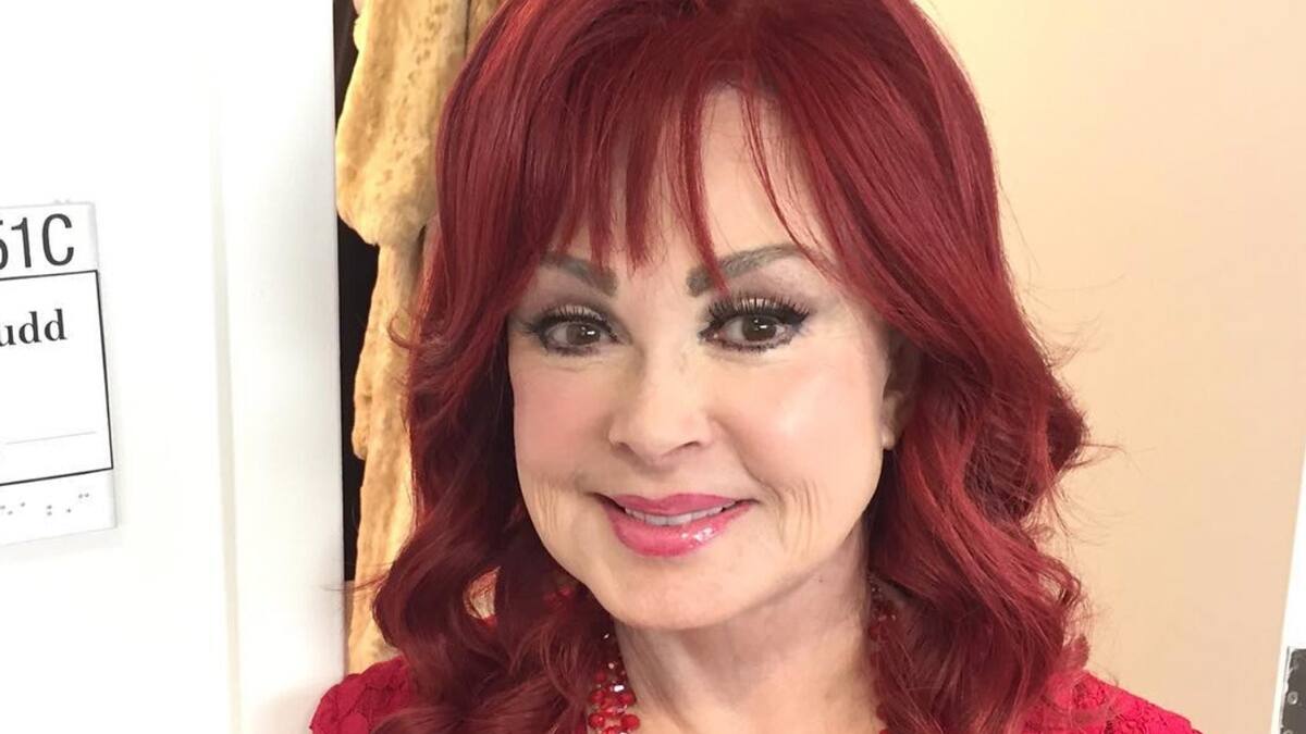 Publican fotos de la nota de suicidio de Naomi Judd; atacó a una de sus hijas