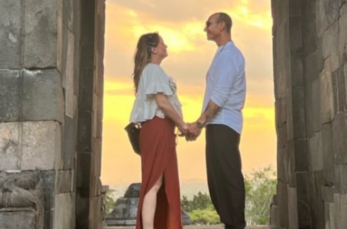 Andrea Legarreta presume su visita a los imponentes templos hindúes