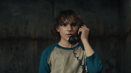 Del terror de "El teléfono negro" al enigmático cine de David Lynch: qué ver en el cine en México