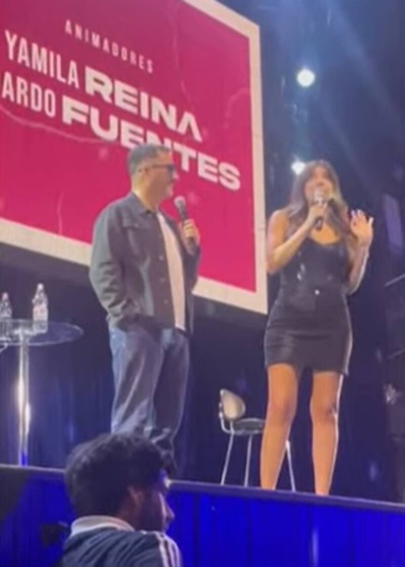 Eduardo Fuentes y Yamila Reyna en show benéfico. Créditos: Instagram