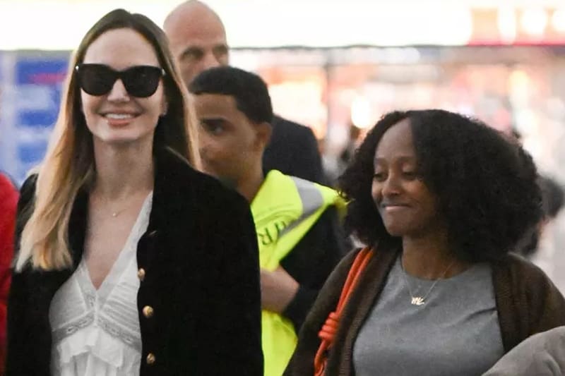 Angelina Jolie La actriz se dejó ver acompaña de su hija Zahara en Nueva York. - Créditos: Internet
