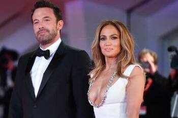 Jennifer Lopez se deja ver más enamorada que nunca en romántica cita con Ben Affleck