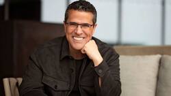 Marco Antonio Regil se integra a TV Azteca con un programa de concursos