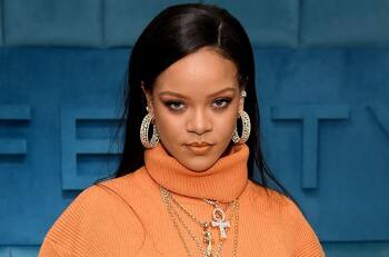 Rihanna muestra por primera vez el rostro de su hijo con A$AP Rocky en un tierno video