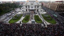 Juan Gabriel: el día de su fallecimiento y la multitud que lo despidió
