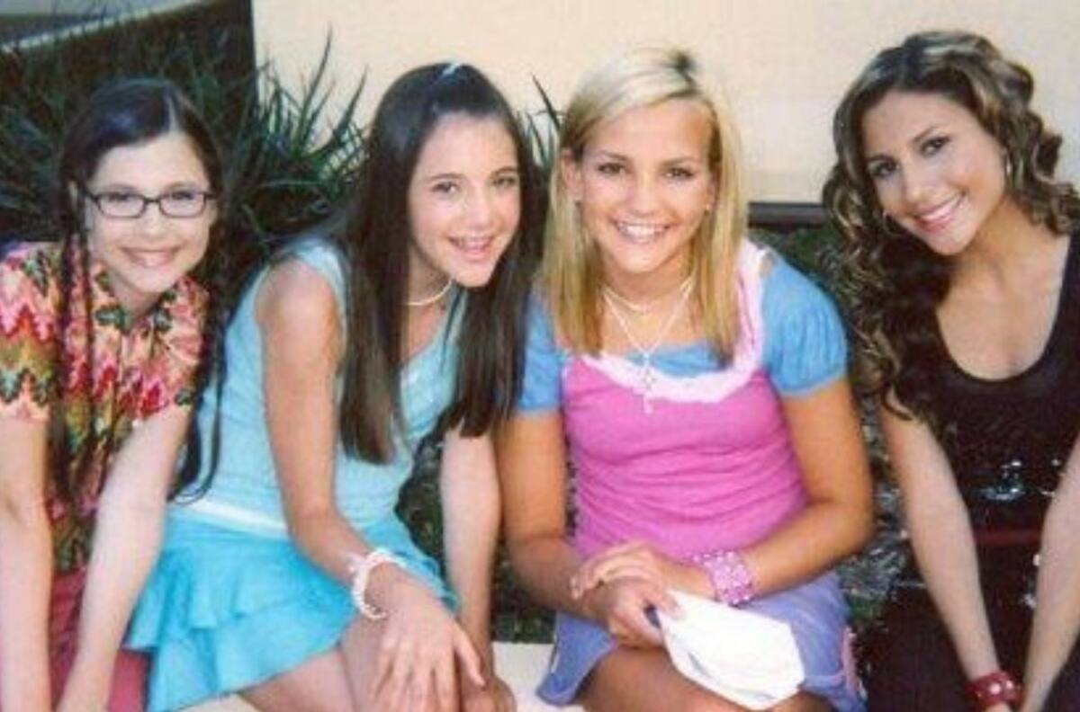 Alexa Nikolas (Nicole Bristow en "Zoey 101") explota contra libro de Jamie Lynn Spears