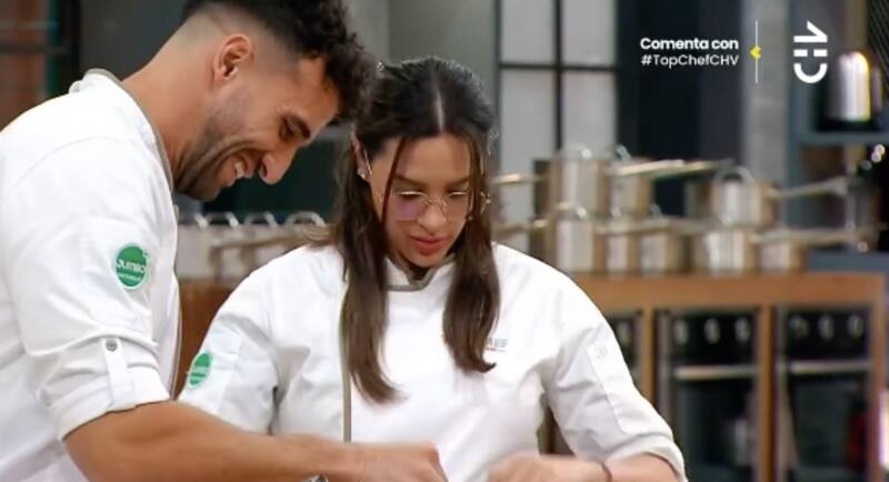 Gianella Marengo quemó su cabello y despertó las carcajadas en Max Ferres.