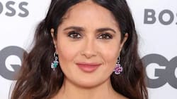 Salma Hayek impacta en el Festival de Cine de Cannes con un elegante vestido de pronunciado escote
