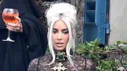 Kim Kardashian demuestra su amor por Pete Davidson con este manicure, en la boda de Kravis