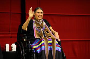 Muere Sacheen Littlefeather, la actriz y activista que rechazó un Oscar a nombre de Marlon Brando