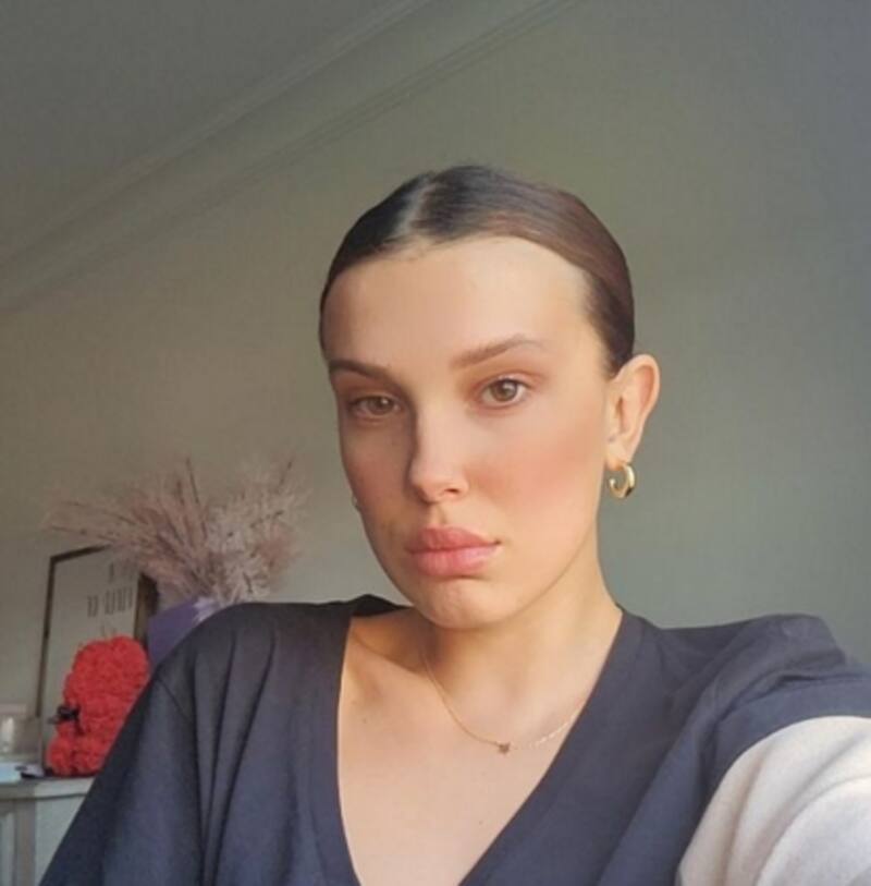 Millie Bobby Brown Millie Bobby Brown a los 16 año sostuvo una relación con el influencer. - Créditos: Instagram @milliebobbybrown