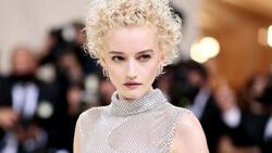 Julia Garner hizo historia al ganar tres veces el Emmy: ¿Qué dice su Carta Astral sobre ella?