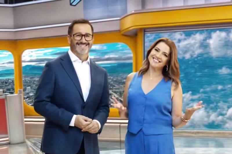 volvieron a estar juntos Buenos Días a Todos.