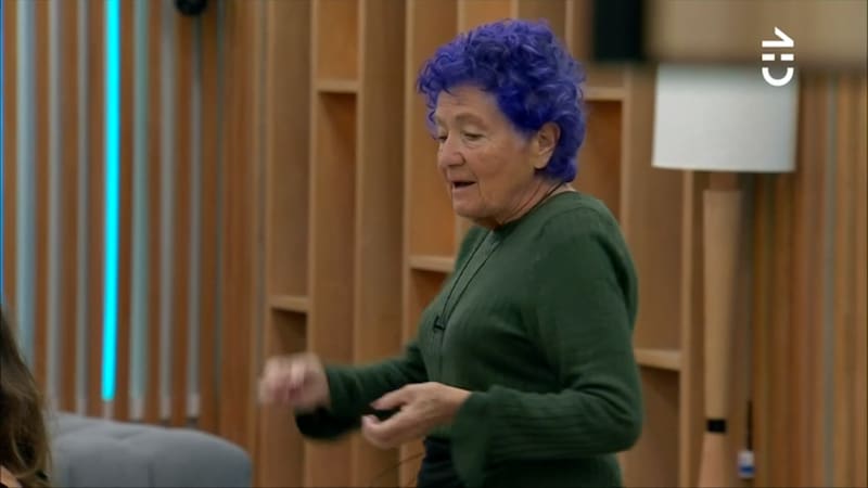 Durante la jornada del 08 de septiembre, Ignacia Michelson se quejó por el estado de limpieza del baño, queja que se ha repetido a lo largo del encierro.