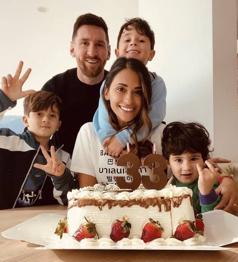 Leo Messi y Antonela Roccuzzo Ya se encuentran en París para iniciar una nueva vida - Créditos: Instagram @antonelaroccuzzo
