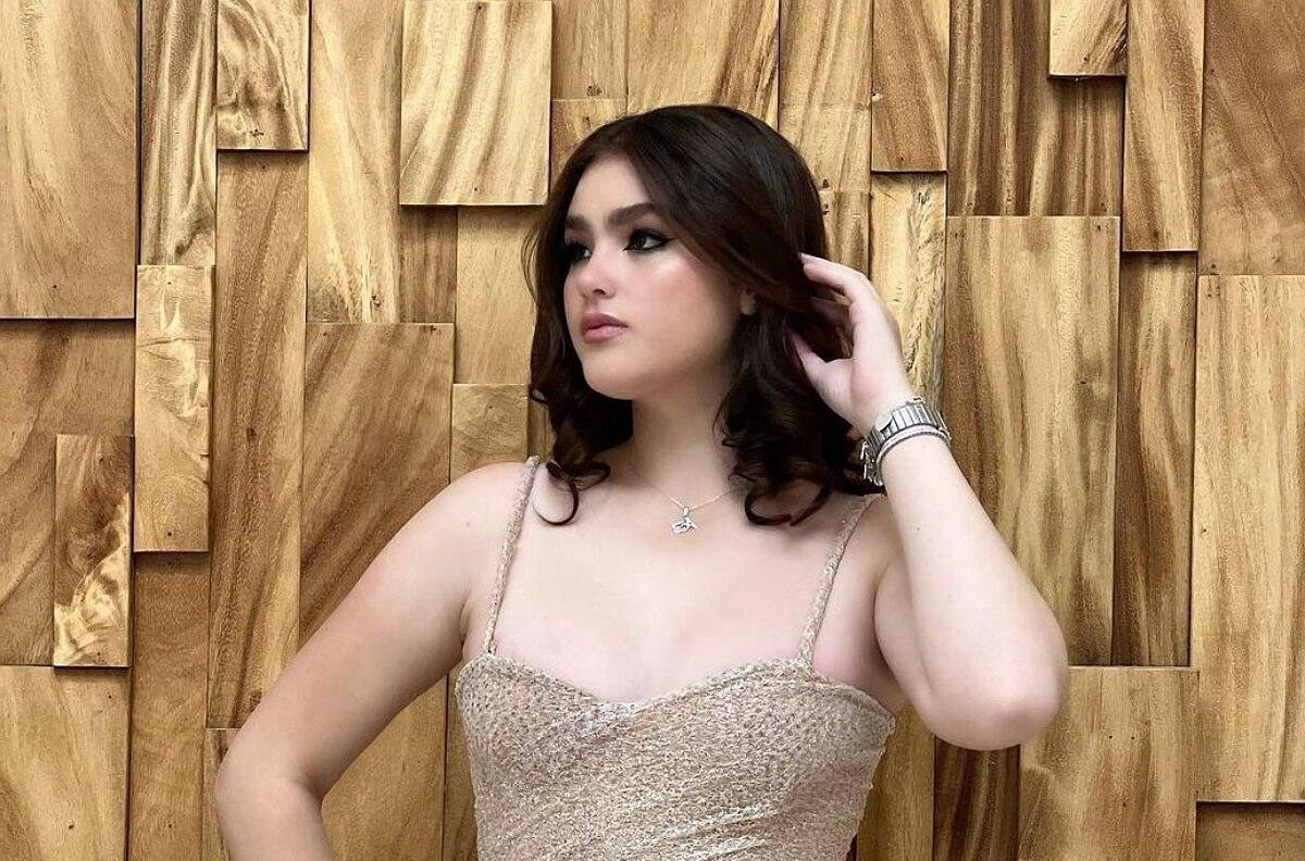 Hija de "El Canelo" Álvarez sorprende con nuevo look