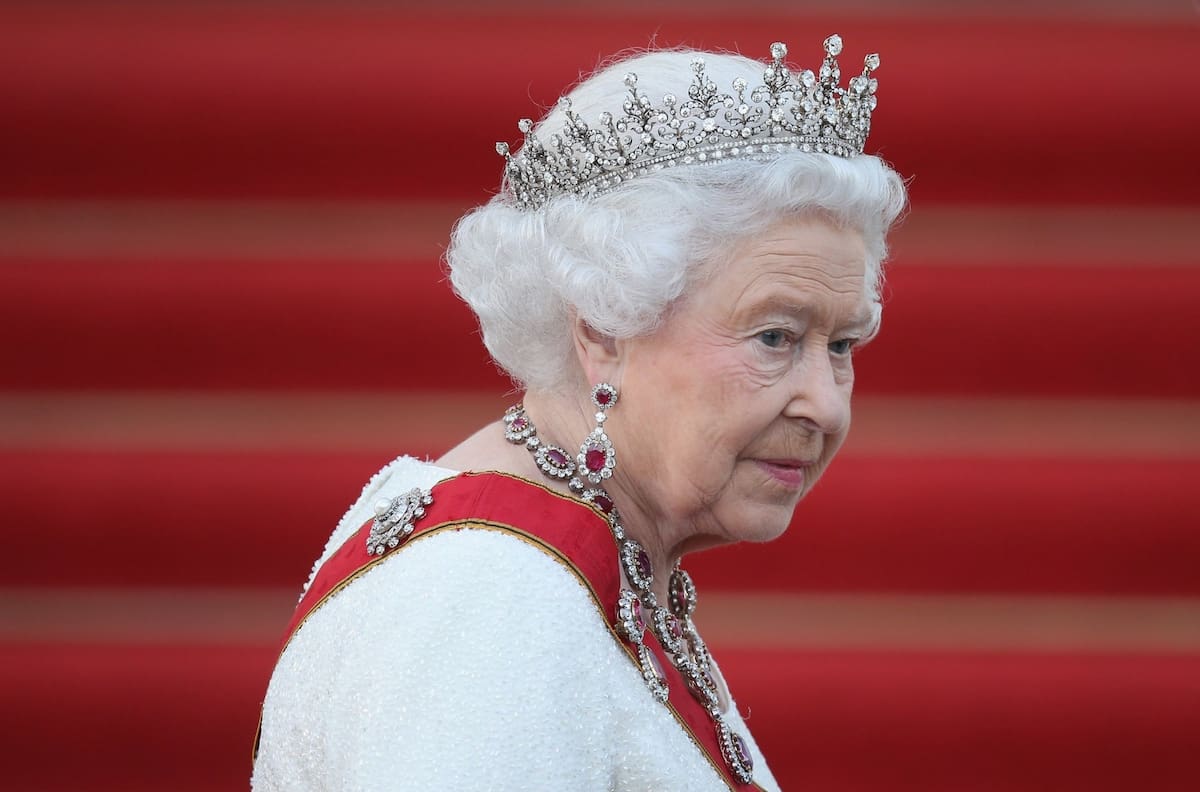 La reina Isabel II tiene covid