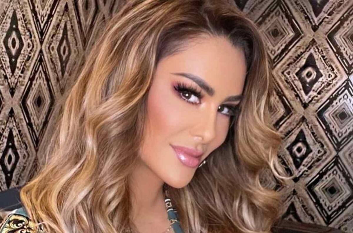 Ninel Conde llama infelices a quienes quieren aumentarle la edad